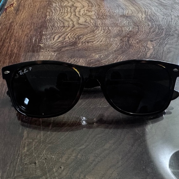 Ray-ban New Wayfarer Sunglasses - Picture 1 of 3